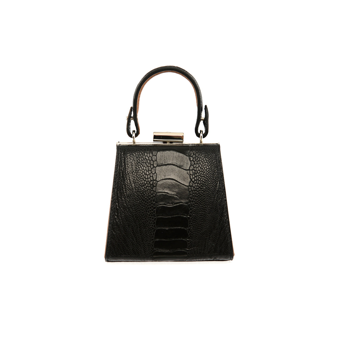 A black leather purse with a structured design, featuring a removable handle and a top closure. The purse is锁空的, indicating it is either new or intended for display purposes.